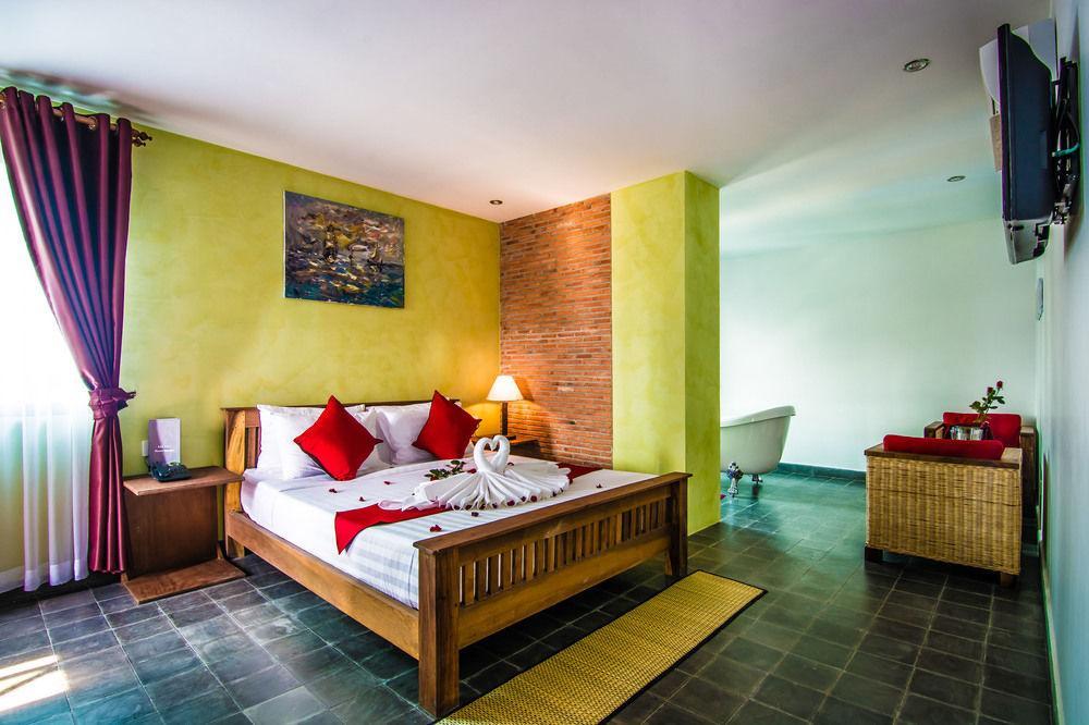 Diamond Palace Resort & Sky Bar Phnom Penh Luaran gambar