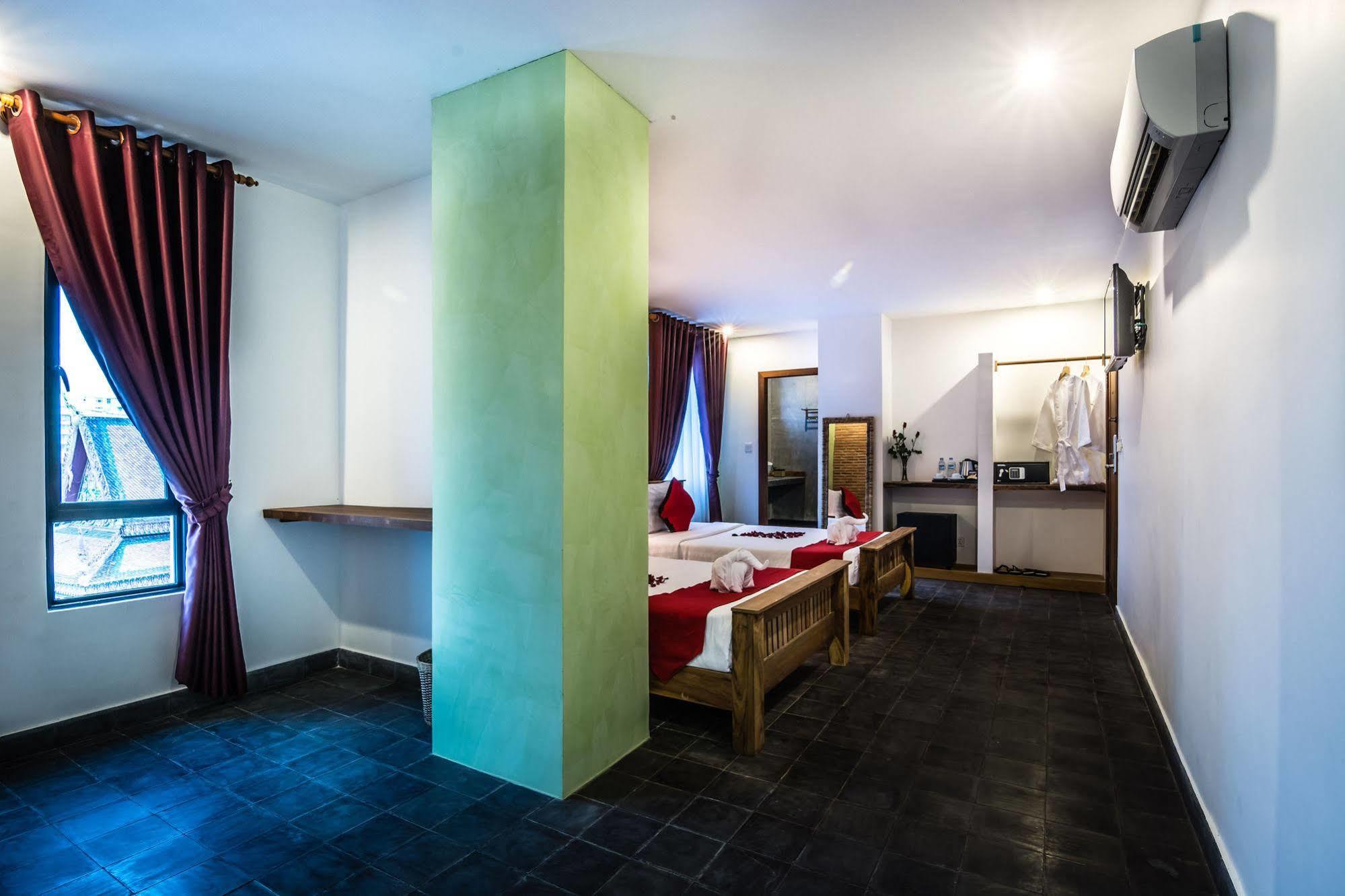 Diamond Palace Resort & Sky Bar Phnom Penh Luaran gambar