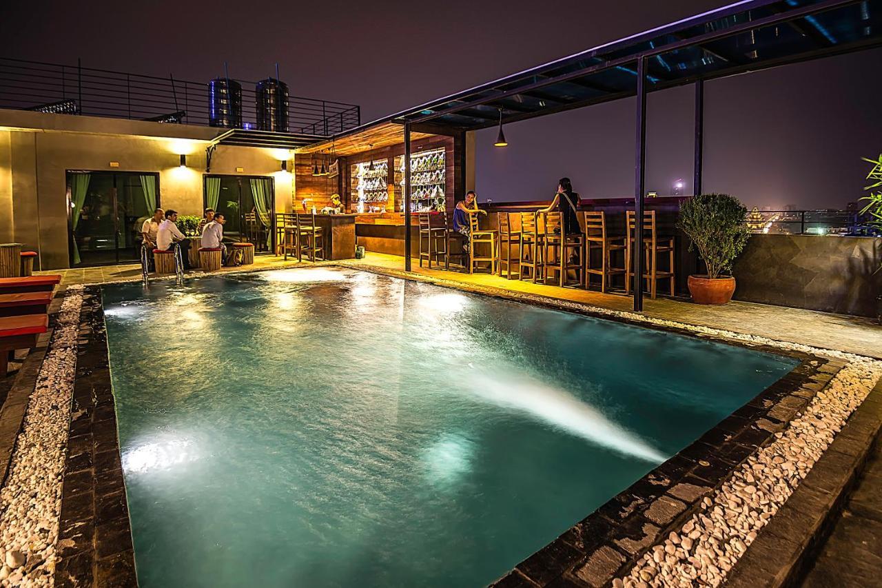 Diamond Palace Resort & Sky Bar Phnom Penh Luaran gambar